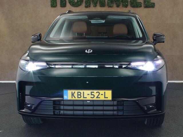 Leapmotor C10 REEV Design 28.4 kWh - PLUGIN - ELEKTRISCHE ACHTERKLEP - DODEHOEKDETECTIE - KEYLESS START - PANORAMADAK - LICHTMETALEN VELGEN - NAVIGATIESYSTEEM FULL-MAP - APPLE CARPLAY/ANDROID AUTO - 360 CAMERA - STOELVERWARMING/VENTILATIE - 20 INCH LICHT METALEN VELGEN