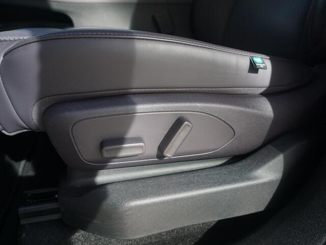 Leapmotor C10 Design 69.9 kWh Panoramadak