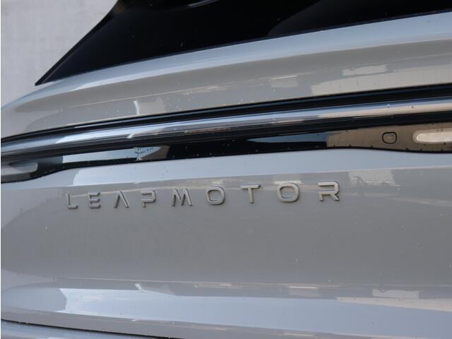 Leapmotor C10 Design Pro 69.9 kWh | Navi | 360cam | Glazen Dak