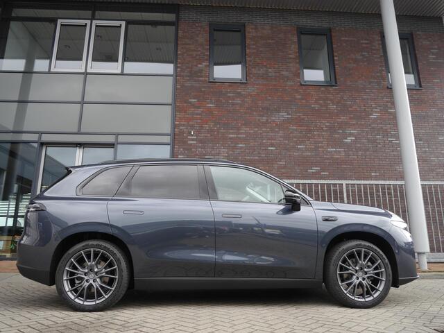 Leapmotor C10 Design Pro 69.9 kWh | Panoramadak | 20inch | elektrisch bedienbare achterklep | Snel leverbaar | Camera v+a | Stoelverwarming en ventilatie | Stuurverwarming | Zeer veel ruimte!
