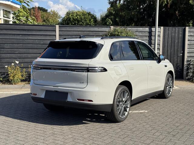 Leapmotor C10 Design REEV 28.4 kWh 215PK Automaat Navigatie, Camera 360, Lichtmetalen velgen, Elektrische Achterklep, Kunstlederen bekleding, Stoel Verwarming & Ventilatie