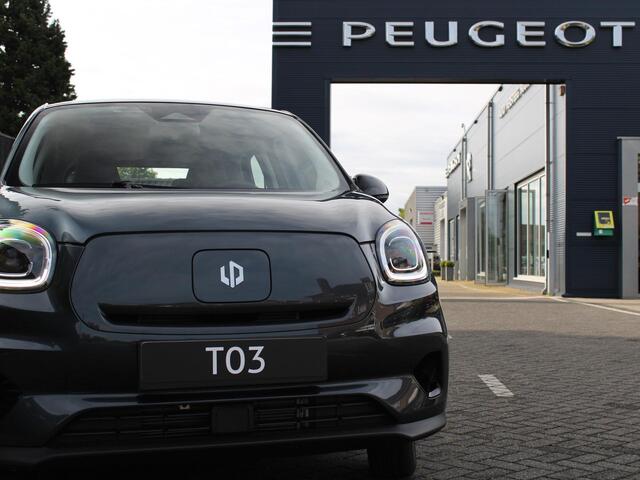 Leapmotor T03 Design 37.3 kWh Navigatie, Camera achter, Parkeerhulp achter, Audio, Keyless Start, Lichtmetalen velgen