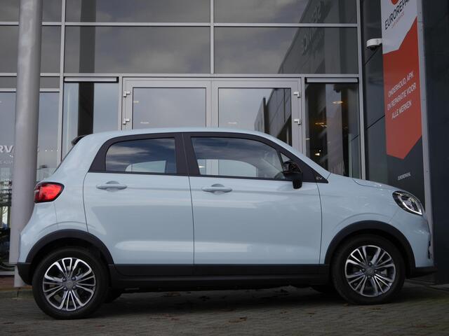 Leapmotor T03 Design 37.3 kWh | Snel leverbaar | Camera | Panorama dak | Adaptieve cruise control | Dodehoek detectie | Lichtmetalen velgen