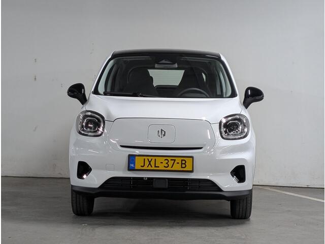 Leapmotor T03 5-deurs Design EV 37,3kWh 95pk AUTOMAAT | CAMERA | CLIMA | PANODAK | ADAPTIVE CRUISE | DODEHOEKBEW. | LM-VELGEN | NAVI |