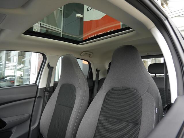 Leapmotor T03 Design 37.3 kWh | Demo | Dodehoek detectie | Lichtmetalen velgen | Camera | Panoramadak | Adaptive cruise control