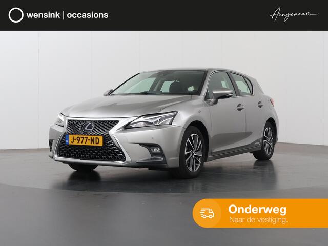 Lexus CT 200h Business Line Pro | NL Auto | Navigatie | Camera | DAB | Climate Control | Adaptieve Cruise Control | Dealer Onderhouden | Apple CarPlay/Android Auto | LED | Rij-Hulp Systeem |