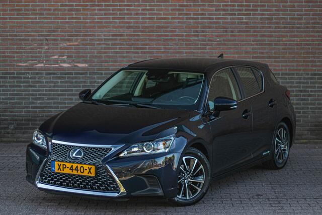 Lexus CT 200h Business Line, Dealer onderhouden, Adaptive Cruise, Camera, Navigatie, Lane Assist.