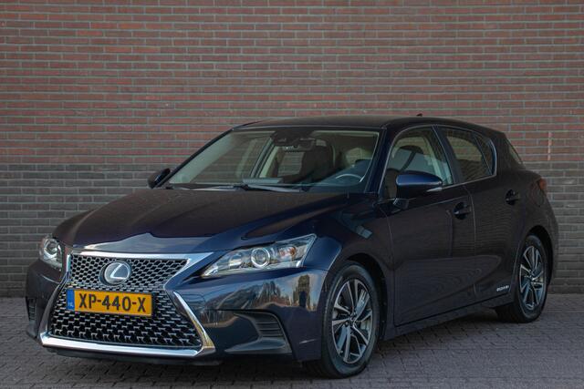 Lexus CT 200h Business Line, Dealer onderhouden, Adaptive Cruise, Camera, Navigatie, Lane Assist.