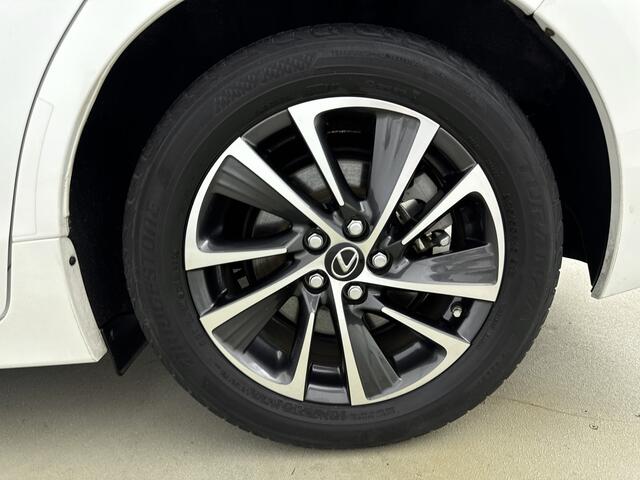 Lexus CT 200h Business Line Pro | NL-Auto | Parkeersensoren Voorzijde | Cruise Control Adaptief |