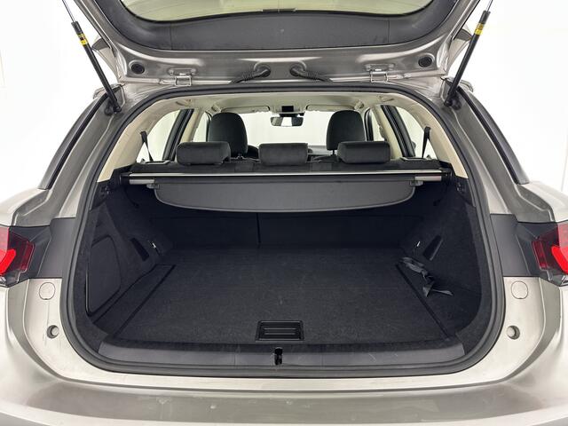 Lexus CT 200h Edition 30 Aut. *FULL-LED | NAVI-FULLMAP | COMFORT-SEATS | CAMERA | KEYLESS | ECC | PDC | CRUISE | 16''ALU | TOWBAR*