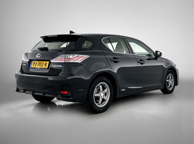 Lexus CT 200h