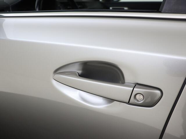Lexus CT 200h Business Launch Edition | Sunroof | Premium Navigatie | LED |