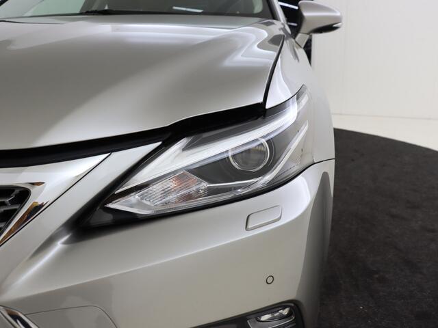 Lexus CT 200h Business Launch Edition | Sunroof | Premium Navigatie | LED |