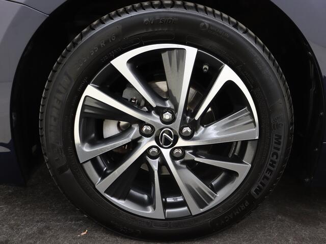 Lexus CT 200h Luxury Line | Mark Levinson | Memory Seat | Trekhaak |