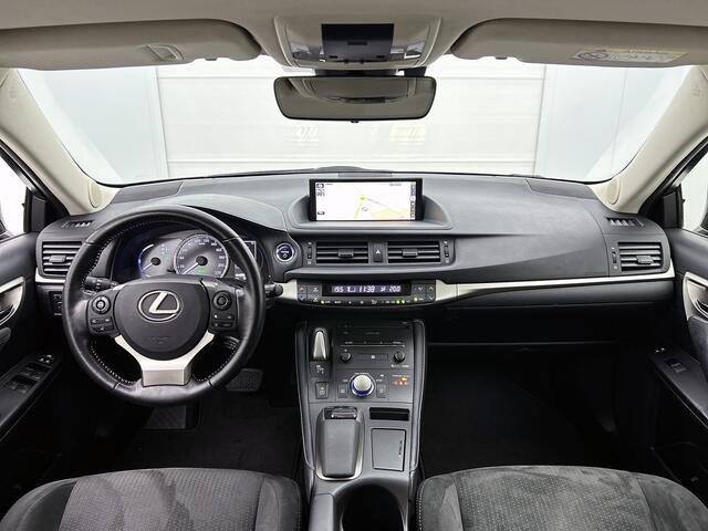 Lexus CT 200h Business Launch Edition | Achteruitrij camera | Climate control | Cruise control | LM velgen |