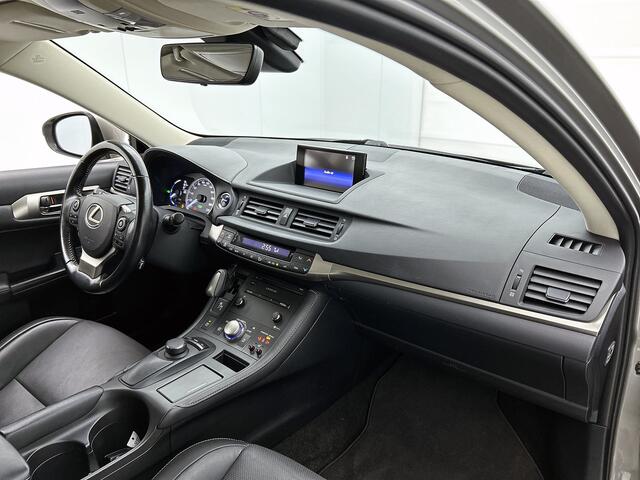 Lexus CT 200h Launch Edition | Leer | Stoelverwarming | Safety System+ | Adaptive Cruise |