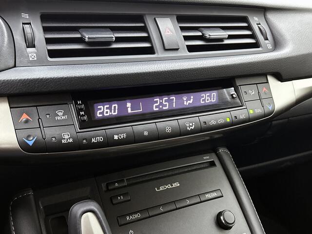 Lexus CT 200h Launch Edition | Leer | Stoelverwarming | Safety System+ | Adaptive Cruise |