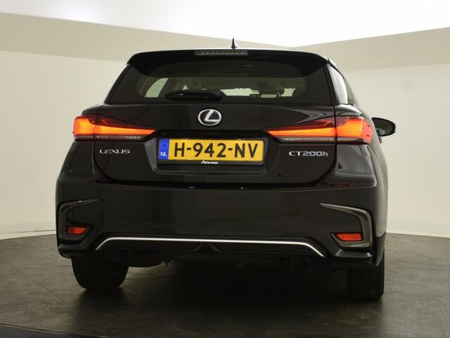 Lexus CT 200h Business Line Pro | LM Velgen | Navigatie | DAB