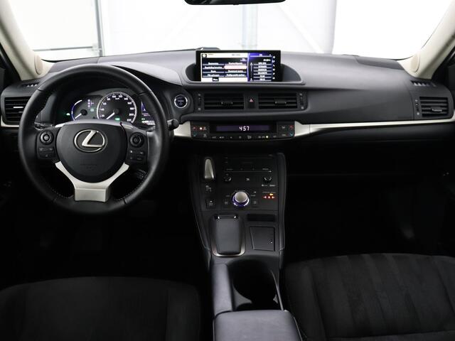 Lexus CT 200h Business Line | Alcantara | Camera | Navigatie | Cruise control | Climate control