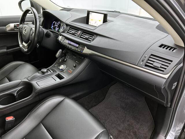 Lexus CT 200h Individual | Leer | Lexus Navigatie | Cruise Control | 17 inch velgen |