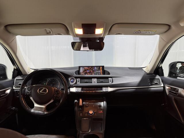 Lexus CT 200h Sport Edition | Alcantara bekleding | Parkeersensoren V+A | Camera | Navigatie | Cruisecontrol