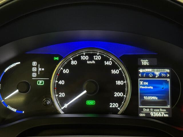 Lexus CT 200h F Sport Line | Schuif / Kanteldak | Stoelverwarming | Sensoren |