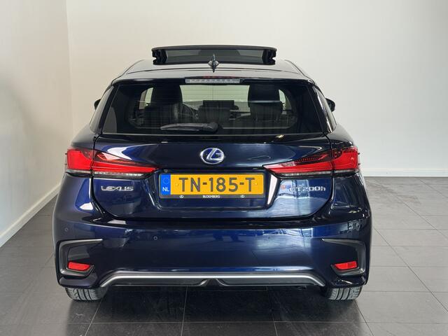 Lexus CT 200h Business Launch Edition | Schuif - kanteldak | Adaptieve cruise control | Parkeersensoren voor -en achter | Facelift model |