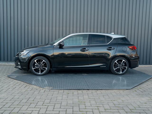 Lexus CT 200h Business Line Pro | Camera | Stoelverwarming | Leder | Bi-Tone | Keyless | Prijs Rijklaar!!
