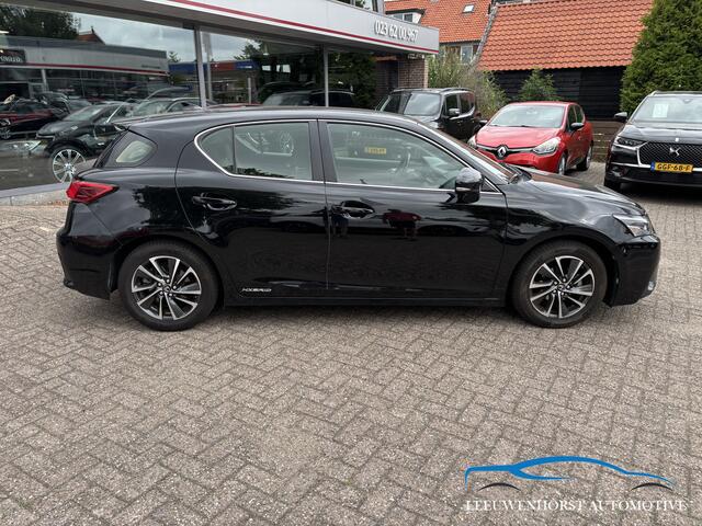 Lexus CT 200h Business Launch Edition, alcantara, camera, cruise, clima, key less, NL-auto