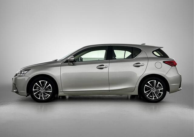 Lexus CT 200h Business Line | BTW voertuig | Dealer onderhouden | Parkeersensoren voor+achter | Cruise Control | Climate Control | Navigatie | Achteruitrijcamera |