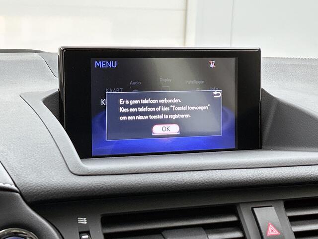Lexus CT 200h Business Line | BTW voertuig | Dealer onderhouden | Parkeersensoren voor+achter | Cruise Control | Climate Control | Navigatie | Achteruitrijcamera |