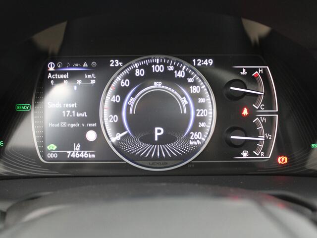 Lexus Es 300h Luxury Line | Facelift model | Stoelverwarming en -ventilatie | Head-up Display | Lexus Link Pro navigatie |