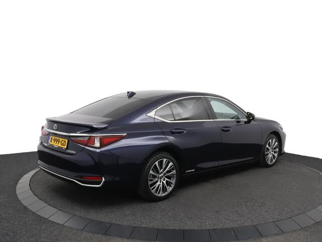 Lexus Es 300h Business Line | Stuurwielverwarming | Blind Spot Monitor | Schuif-/kanteldak | DAB+