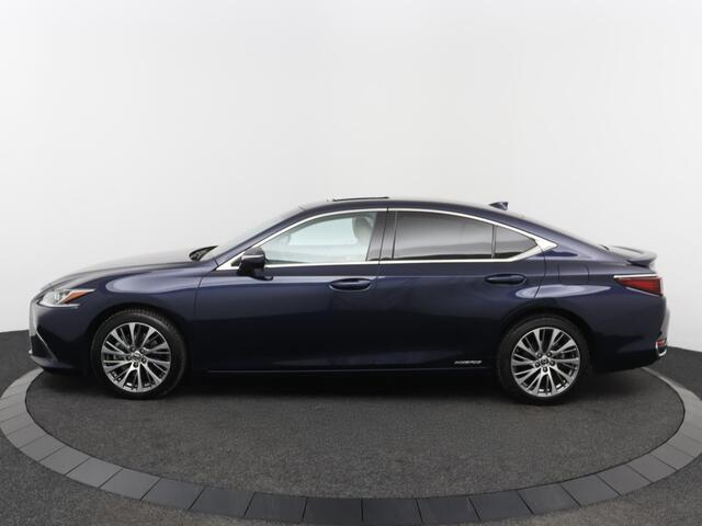 Lexus Es 300h Business Line | Stuurwielverwarming | Blind Spot Monitor | Schuif-/kanteldak | DAB+