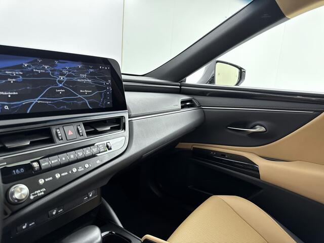 Lexus Es 300h Business Line | Carplay | Stoel- stuurverwarming | Sunroof |