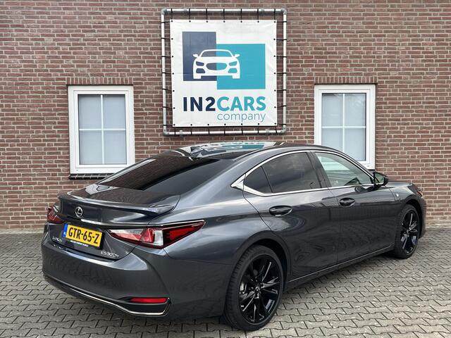 Lexus Es 300h F Sport Line *Mark Levinson*Head-Up*