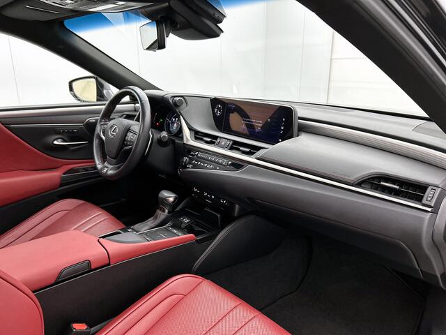 Lexus Es 300h F Sport Line | Dealer onderhouden | Premium uitgevoerd |