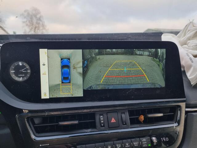 Lexus Es 300h President Line