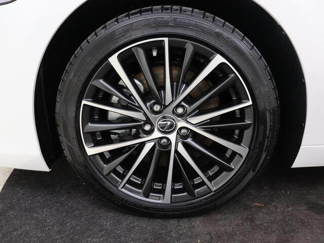 Lexus Es 300h 35th Edition |Sunroof |Lederen Bekleding | Apple Carplay & Android Auto |