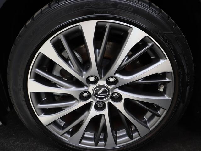 Lexus Es 300h Preference Line Business | Stoelverwarming | Sunroof | Android Auto & Apple Carplay |