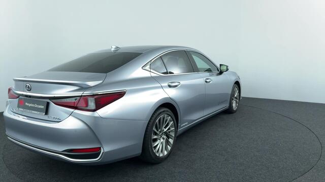 Lexus Es 300h President Line