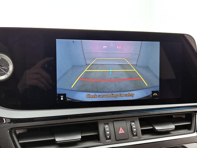 Lexus Es 300h Business Line Onderweg-naar-dealer