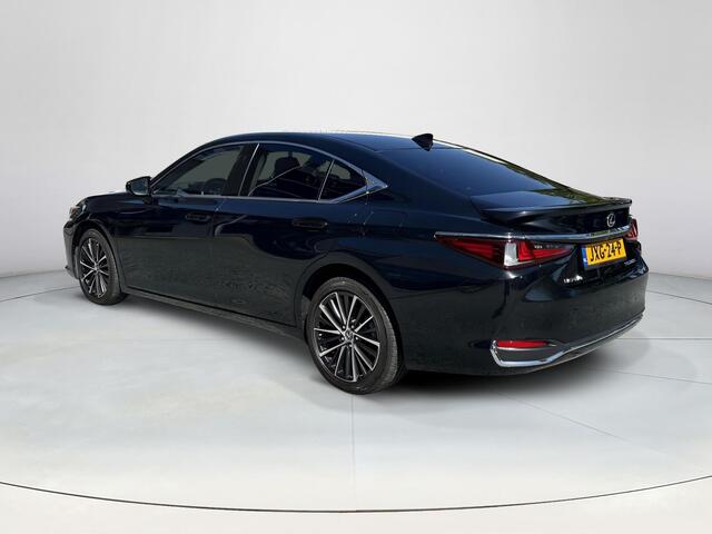 Lexus Es 300h 35th Edition **TWEEDE PINKSTERDAG OPEN/ SCHUIF/KANTEL DAK/ LEDER/ DODEHOEK DETECTIE**