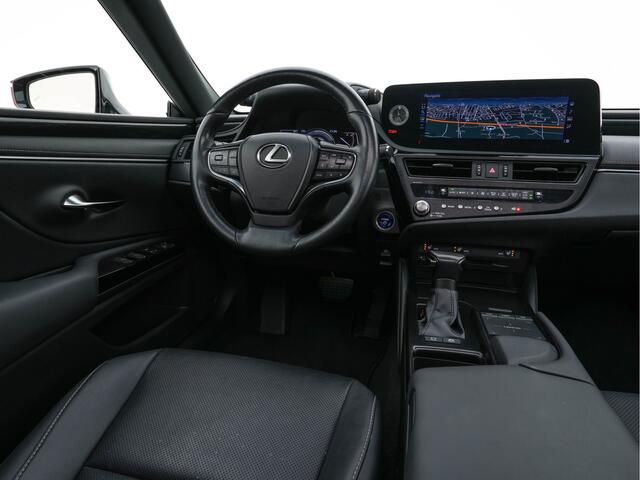 Lexus Es 300h Business Line (INCL.BTW) Aut. *PANO | LEATHER | FULL-LED | ADAPTIVE-CRUISE | BLIND-SPOT | KEYLESS | CAMERA | HEATED-COMFORTSEATS | NAVI-FULLMAP | PRIVACY-GLASS | SHIFT-PADDLES | ECC | PDC | 19''ALU*