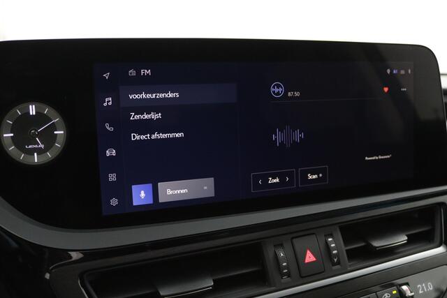 Lexus Es 300h Business Line | 18 Inch Lichtmetalen velgen | Blind Spot Monitor | Stoel & stoelverwarming | Schuif-/kanteldak