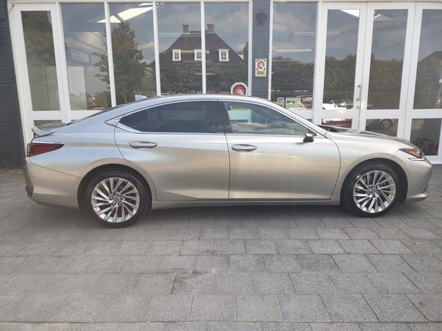 Lexus Es 300H PRESIDENT LINE