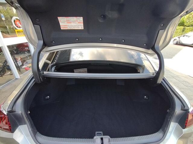 Lexus Es 300H PRESIDENT LINE