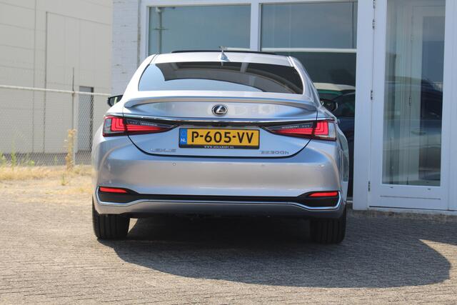Lexus Es 300h Hybrid President Line I NL-auto! Trekhaak I Facelift I Mark Lev. I Open dak