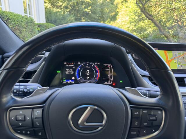 Lexus Es 300h Preference Line Business