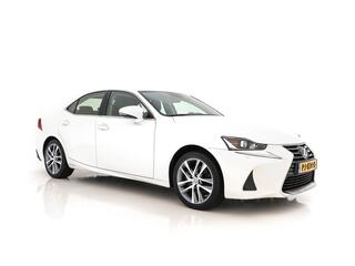 lexus-is-300h-hybrid-business-line-